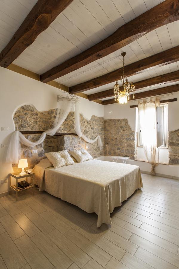 モンテ・サン・ビアージョ Aia Antica Bed & Breakfast エクステリア 写真